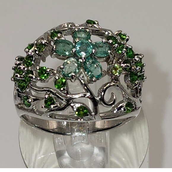 .925 Sterling Silver Bohemian Style Emerald/Diopside Ring Size 9.5 Value at $665 - Picture 1 of 7